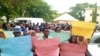 Manoma da suka kai karar sojojin Jaji a harabar babbar kotun Jihar Kaduna 
