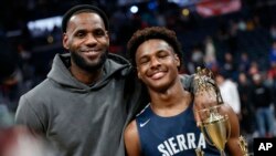 Lebron James e Bronny James 