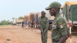 Foroba mɔbili fila kɔnɔ mɔgɔ 52 ni kɔ binna jila kasaara dɔ senfɛ Nigɛr tilebin fɛ kungo kɔnɔ,