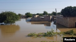 Nyumba zilizojaa maji baada ya mafuriko makubwa mjini N'djamena, Chad, Oktoba 14, 2022. Picha ya Reuters