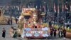 ལ་དྭགས་ཀྱི་ཚོགས་པ་ཁག་གིས་མངའ་སྡེའི་ཐོབ་ཐང་རྩོད་ལེན།
