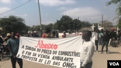 Manifestantes em Benguela