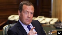 Dmitry Medvedev, vicesecretario del Consejo de Seguridad de Rusia, durante una entrevista en la residencia estatal Gorki, a las afueras de Moscú, Rusia, el 26 de agosto de 2022.
