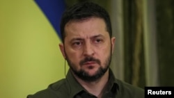 Tổng thống Ukraine Volodymyr Zelenskyy nói các biện pháp để giữ cho Kherson an toàn sẽ bắt đầu sớm nhất có thể.