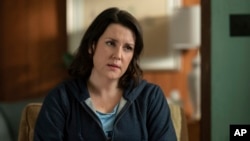 Imagen de Showtime de Melanie Lynskey como Shauna en "Yellowjackets." (Kailey Schwerman/Showtime via AP)