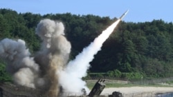為防止俄軍孤注一擲，拜登警告普京不得在烏克蘭使用戰術核武器