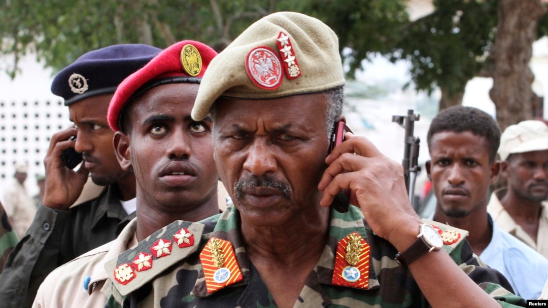  Kwamandan sojojin Somaliya a yankin Baidoa, Abdukadir Ali Dini.
