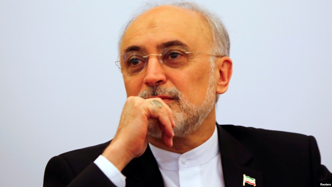 Ali Akbar Salehi, jefe de la Organización de Energía Atómica de Irán, dice que Irán está operado centrífugas que permiten el procesamiento de uranio más rápido.
