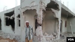 Luanda Mesquita destruída