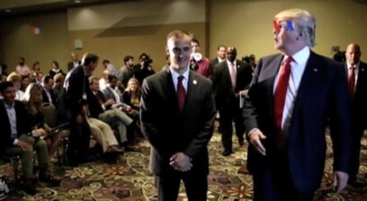 Donald Trump despide a jefe de campaña