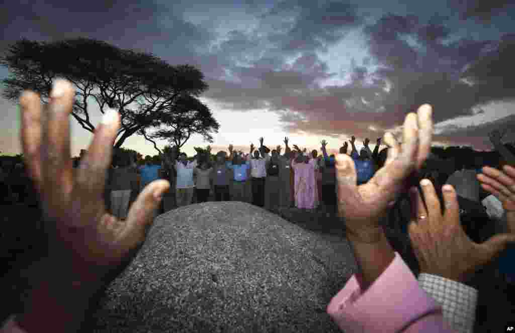 Much of Shabab's ivory trades is centered in Kenya. In 2102 the World Wildlife Fund invited religious leaders of many faiths in Kenya to gathered at the site of a previous government burning of elephant tusks to pray for an end to the slaughter. 