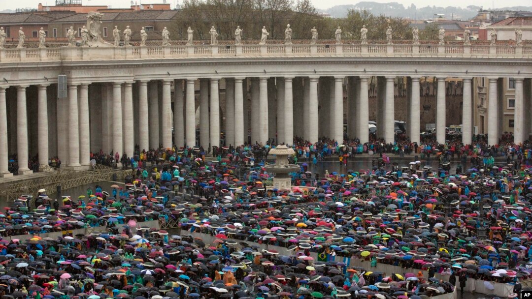 Cincirindon masu ibadar Ista a Rome