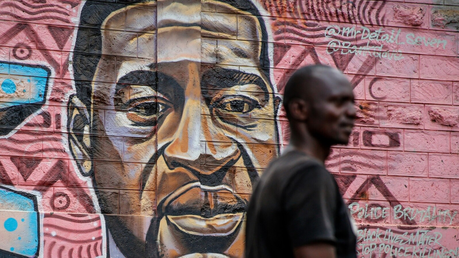 Mural u pomen Džordža Flojda (Foto: AP /Brian Inganga)
