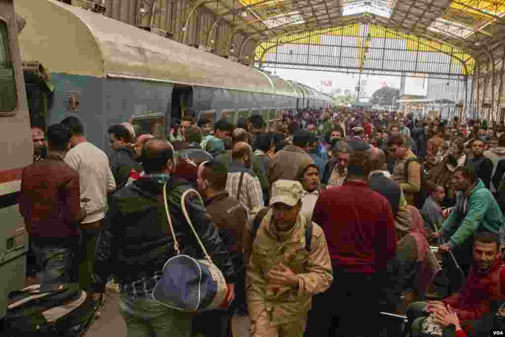 Cairo’s main train station is one of the busiest in North Africa and the Middle East. The Egyptian rail system carries millions of people every day and comes under frequent criticism for its safety record. Official reports say there were nearly 1,800 accidents in 2017 alone. (H. Elrasam/VOA)
