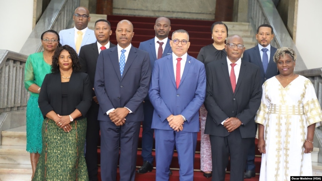 Presidente da República, Carlos Vila Nova, e membros do Governo liderado por Américo Ramos, São Tomé e Príncipe
