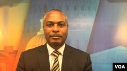 Abel Chivukuvuku diz que pré-campanha é mau presságio