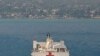 Llega barco hospitalario a Ecuador