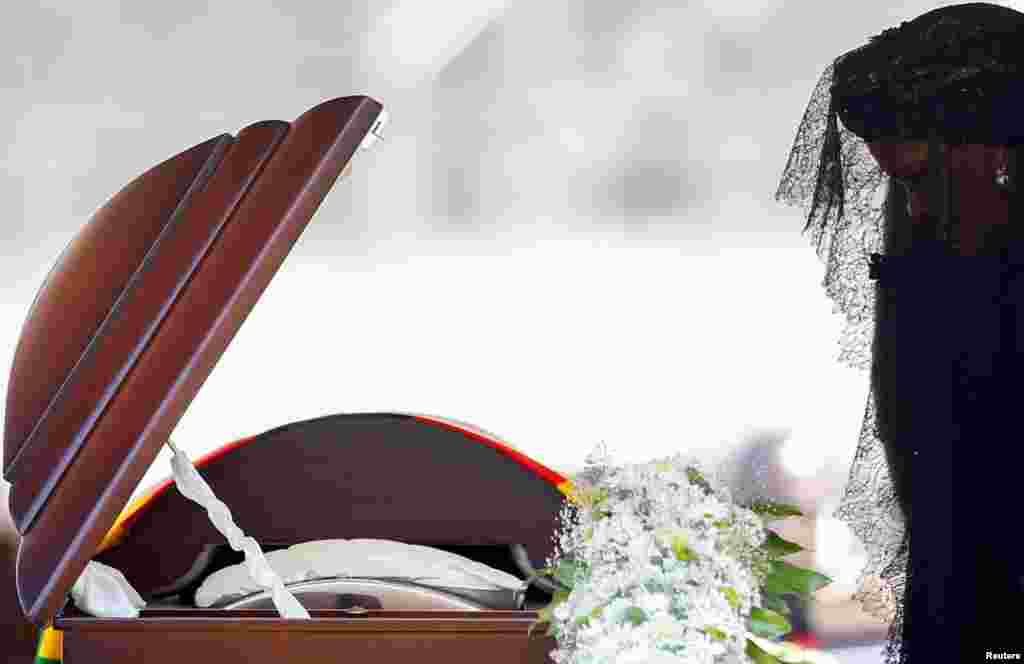 Former first lady Grace Mugabe pays her last respects during a state funeral of her husband and Zimbabwe's longtime ruler Robert Mugabe, at the national sports stadium in Harare, Sept. 14, 2019.