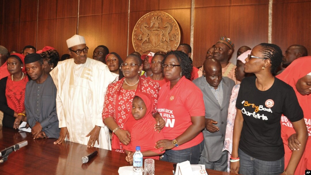 Kungiyar dake fafutikar ganin an kwato 'yan matan Chibok da shugaban Najeriya Muhammad Buhari