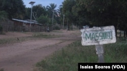 Estrada da sede de Massango, fronteira com a RDC