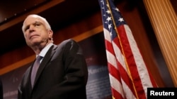 Thượng nghị sỹ McCain tại QH Mỹ ngày 28/7/2017