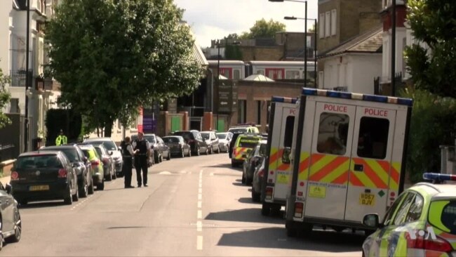 Police Manhunt Following Terror Attack on London Underground