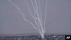 Rocket phóng đi từ Dải Gaza hôm 6/8.
