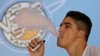US Bans Use of Electronic Cigarettes on Flights