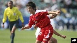 지난 2008년 뉴질랜드에서 열린 17세이하 여자월드컵 결승전에 출전한 북한 선수. (자료사진)