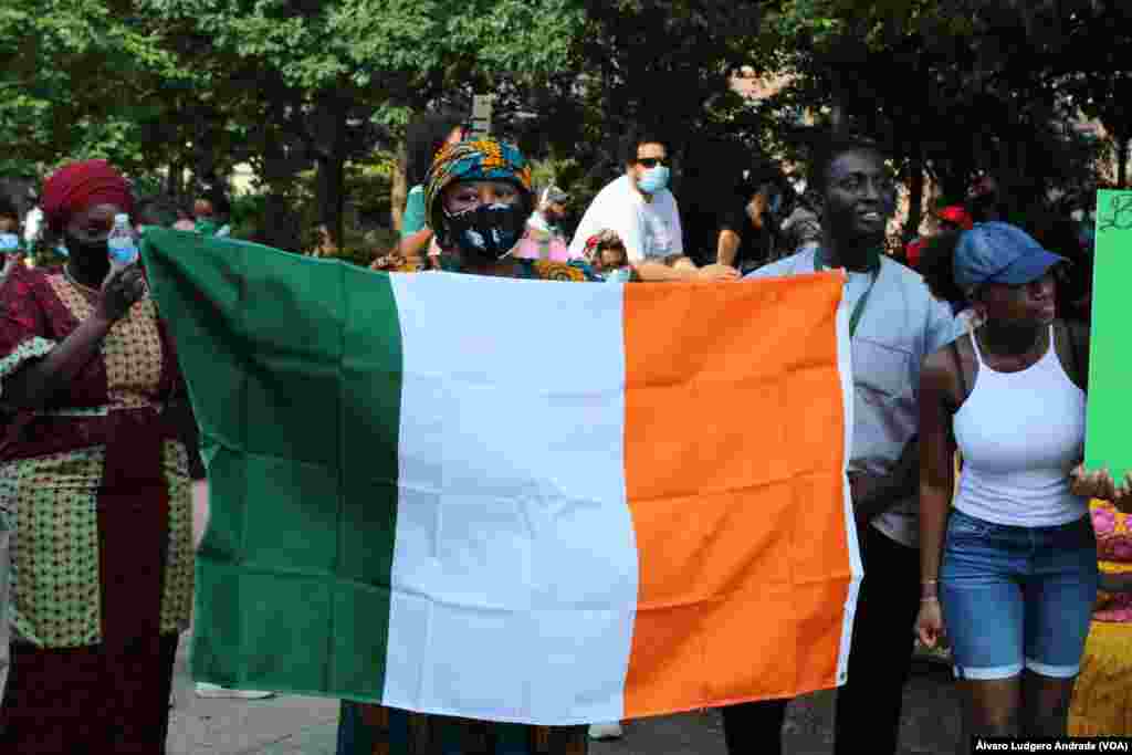 Manifestação da diáspora africana em Washington DC em solidariedade com o movimento Black Lives Matter.