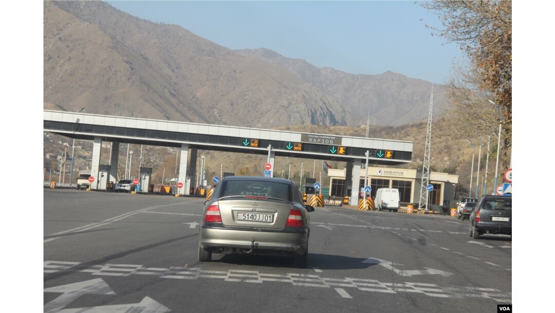 Xitoy shirkatlari tomonidan qurilgan Dushanbe-Xo‘jand-Bo‘ston-Chanoq yo‘li - Tojikistondagi yagona pulli yo‘l