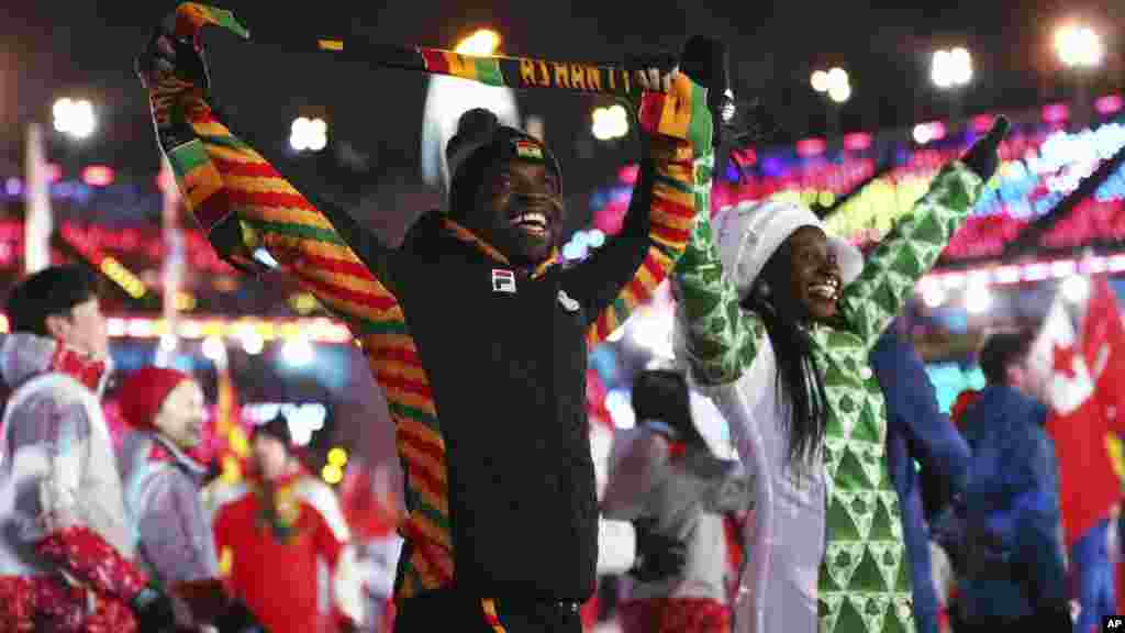 Afrikalik sportchilar Qishki olimpiadaning yopilish marosimida