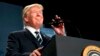"Algunas personas lo llaman Dreamers. No son Dreamers. No caigan en esa trampa", dijo Trump a los republicanos en un retiro del partido político en un centro turístico de Virginia Occidental.