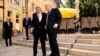 Predsednik Evropske komisije Žan-Klod Junker i britanski premijer Boris Džonson pred sastanak u Luksemburgu 16. septembra 2019. 