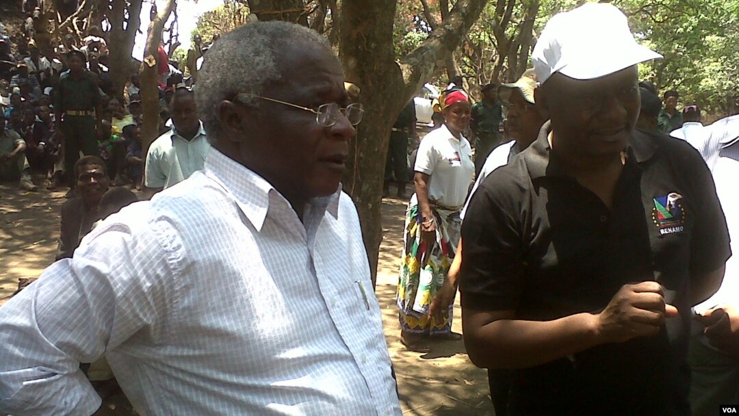 Líder da RENAMO, Afonso Dhlakama Gorongosa no centro de Moçambique