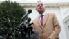 ARCHIVO - El enviado de Estados Unidos para Oriente Medio, Steve Witkoff, habla con miembros de los medios de comunicación fuera del Ala Oeste de la Casa Blanca en Washington, Estados Unidos, el 6 de marzo de 2025